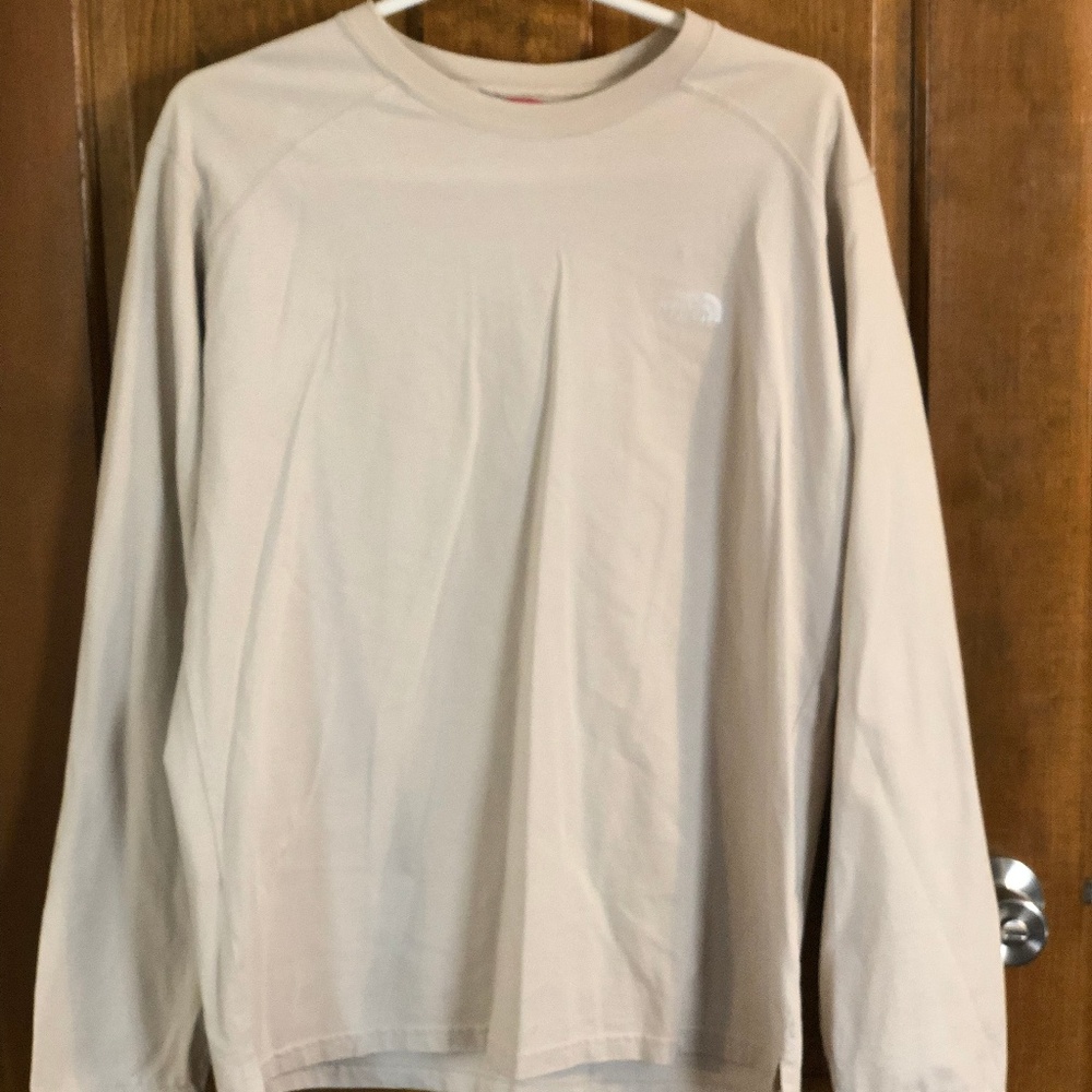 ONLY 7 DAYS UNTIL I DONATE-MAKE OFFER! north face